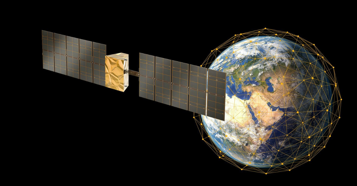 Satelliet in een baan om de aarde met zichtbare netwerkverbindingen over de hele wereld, tegen een zwarte achtergrond